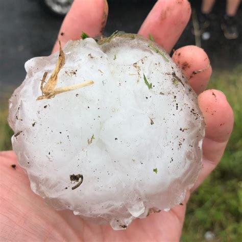 LIVE BLOG: Hail reported as storm sweeps through